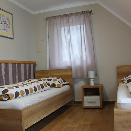 Hegylanc Fogado Bed and Breakfast Sotony Eksteriør billede